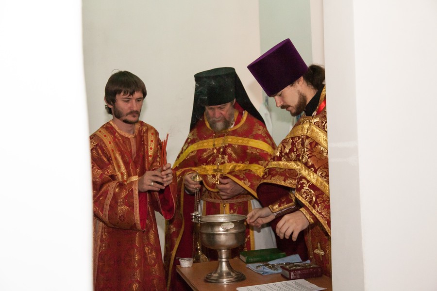 Первая литургия в пос. Киевский